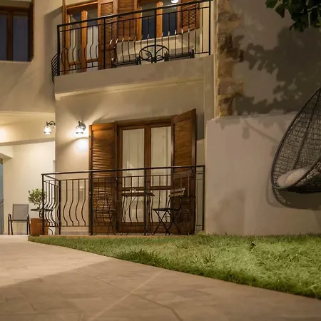Aelia Apartment