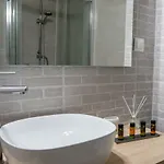 Aelia Apartment